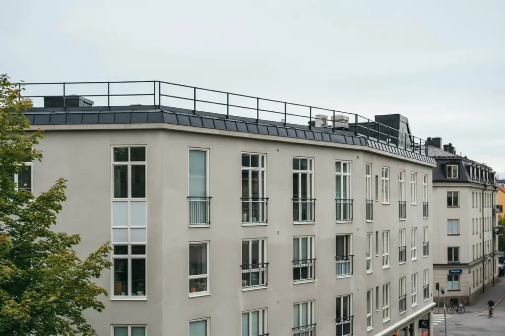 slutf rd taks kerhetsuppgradering p flerbostadshus i bergn set